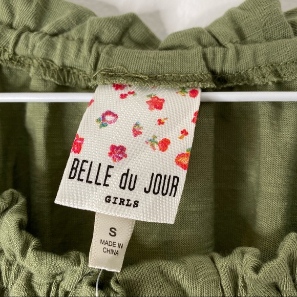 Belle Du Jour Olive Green Ruffle Button Pocket Top NWT - Picture 7 of 7